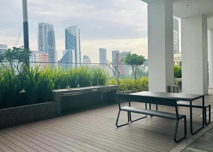 Luxury Suite At Quill Residences